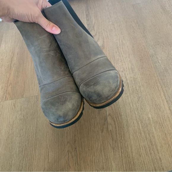 Sorel Brown Leather Wedge Booties Size 7.5 - Picture 5 of 8